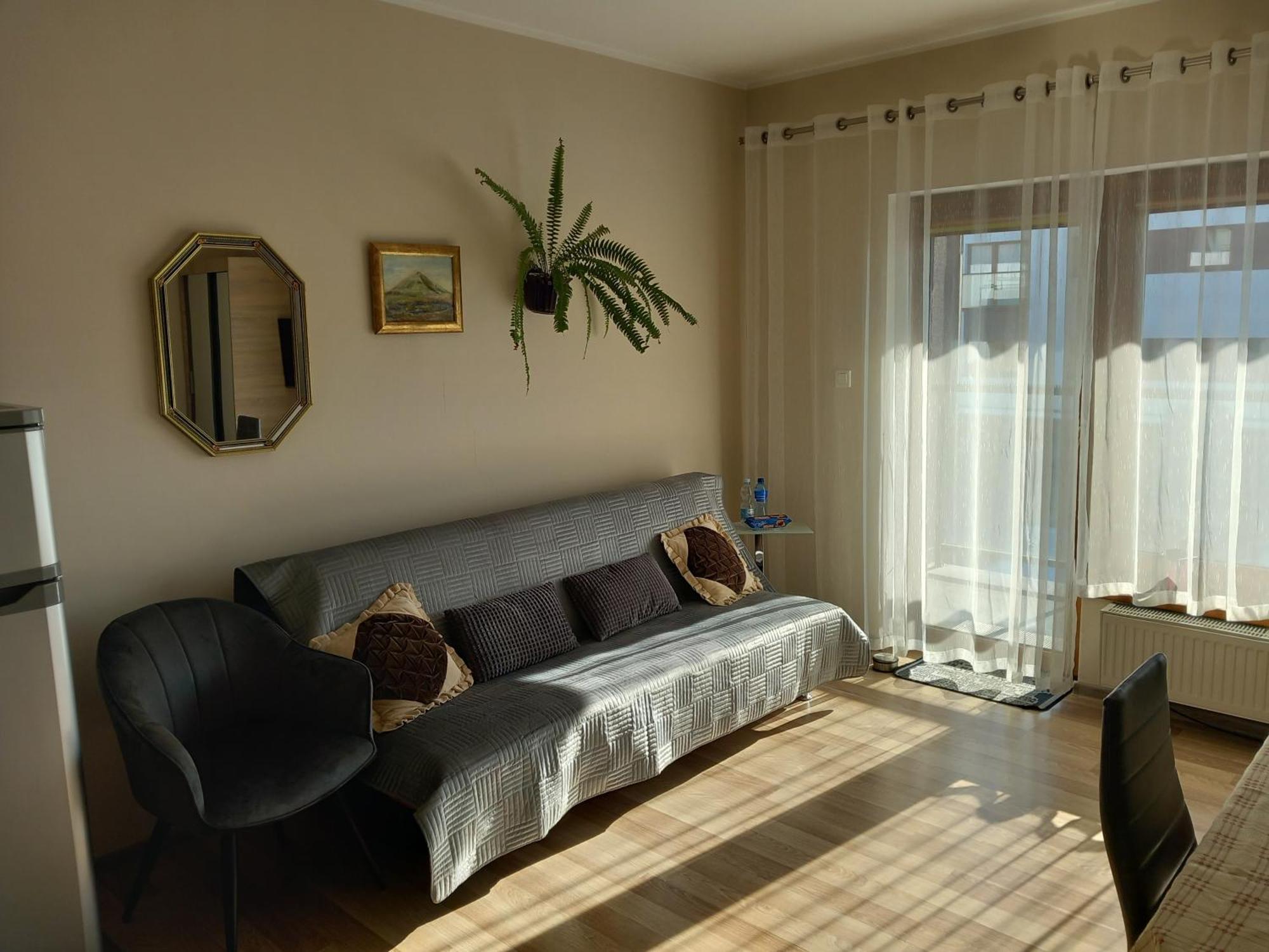 Apartament Jelenia Gora - Cieplice Exteriör bild